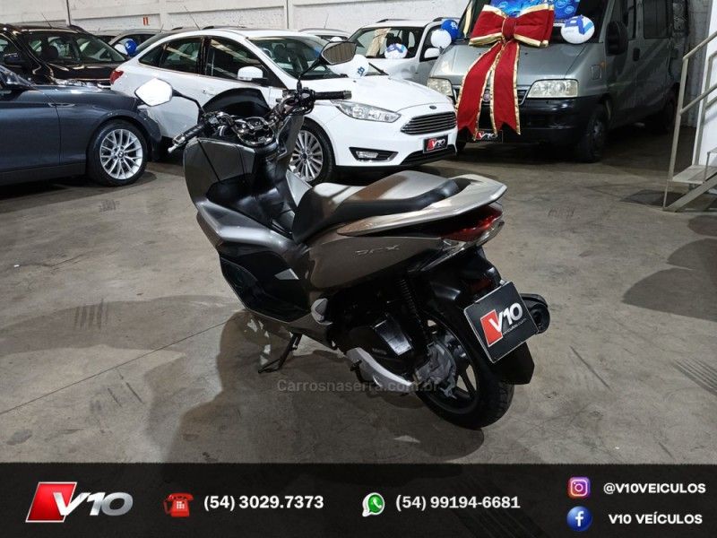 HONDA PCX 150 DLX ABS 2019/2019 V10 VEÍCULOS CAXIAS DO SUL / Carros no Vale
