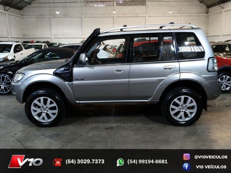 MITSUBISHI PAJERO TR4 2.0 4X4 16V 140CV 2012/2013 V10 VEÍCULOS CAXIAS DO SUL / Carros no Vale