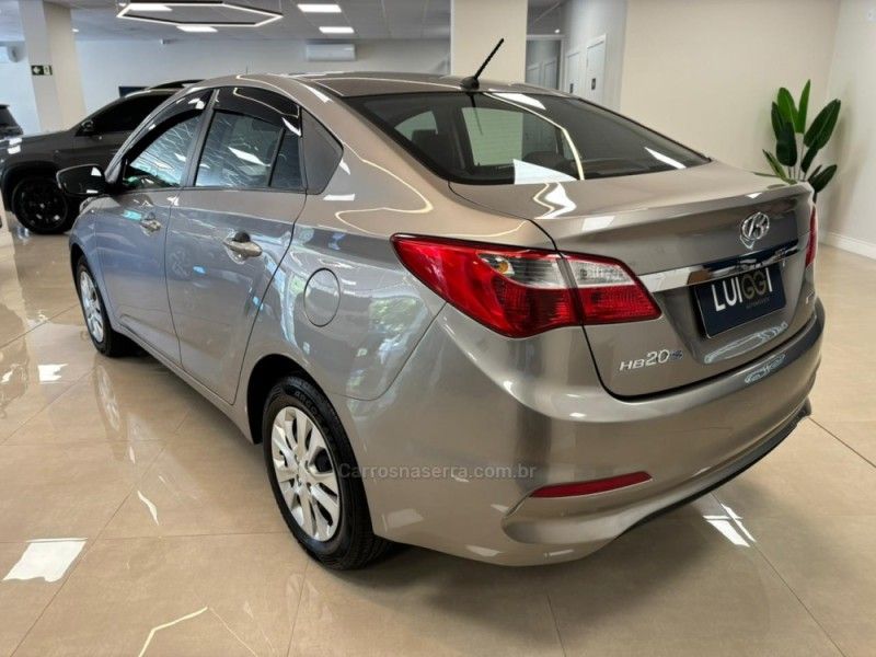 HYUNDAI HB20S 1.6 COMFORT STYLE 16V 2017/2018 LUIGGI AUTOMÓVEIS CARLOS BARBOSA / Carros no Vale HYUNDAI HB20S 1.6 COMFORT STYLE 16V 2017/2018 LUIGGI AUTOMÓVEIS CARLOS BARBOSA / Carros no Vale