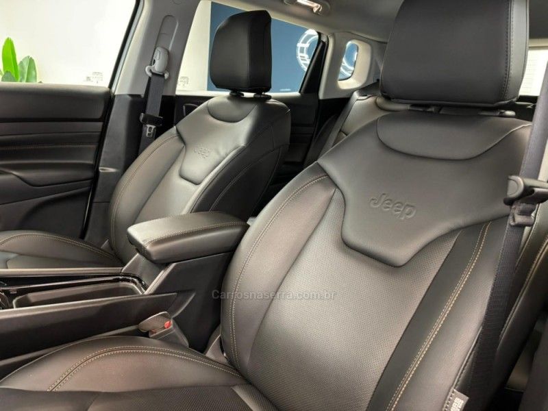 JEEP COMPASS 1.3 LIMITED T270 16V TURBO 2024/2025 LUIGGI AUTOMÓVEIS CARLOS BARBOSA / Carros no Vale