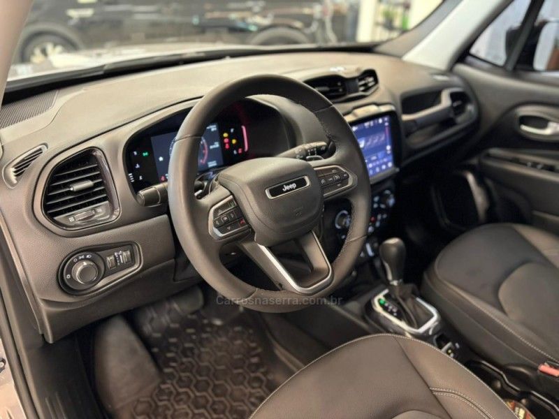 JEEP RENEGADE 1.3 LONGITUDE T270 16V TURBO 2024/2024 LUIGGI AUTOMÓVEIS CARLOS BARBOSA / Carros no Vale
