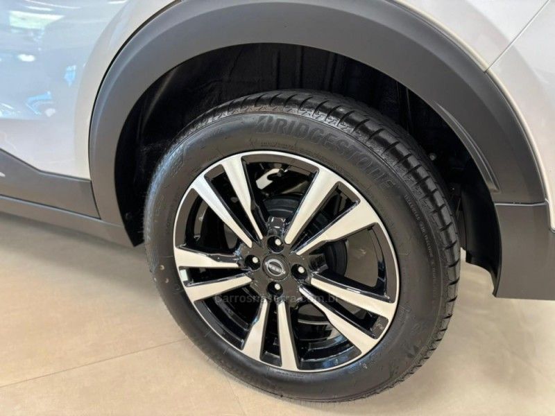 NISSAN KICKS 1.6 ADVANCE 16V PLUS CVT 2025/2025 LUIGGI AUTOMÓVEIS CARLOS BARBOSA / Carros no Vale