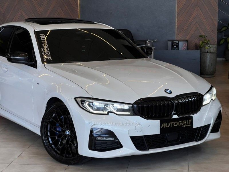 BMW 330I 2.0 M SPORT 16V 2019/2019 AUTOGRIF MOTORS CAMPO BOM / Carros no Vale BMW 330I 2.0 M SPORT 16V 2019/2019 AUTOGRIF MOTORS CAMPO BOM / Carros no Vale