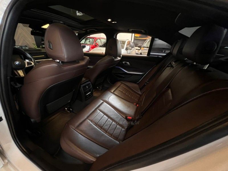 BMW 330I 2.0 M SPORT 16V 2019/2019 AUTOGRIF MOTORS CAMPO BOM / Carros no Vale BMW 330I 2.0 M SPORT 16V 2019/2019 AUTOGRIF MOTORS CAMPO BOM / Carros no Vale