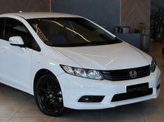 HONDA CIVIC 1.8 LXS 16V 2014/2014 AUTOGRIF MOTORS CAMPO BOM / Carros no Vale