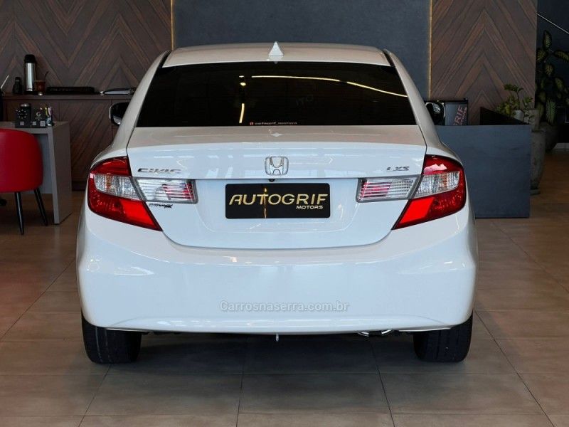 HONDA CIVIC 1.8 LXS 16V 2014/2014 AUTOGRIF MOTORS CAMPO BOM / Carros no Vale