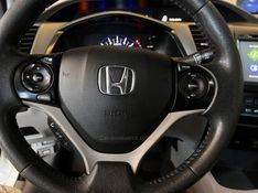 HONDA CIVIC 1.8 LXS 16V 2014/2014 AUTOGRIF MOTORS CAMPO BOM / Carros no Vale