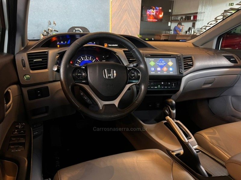 HONDA CIVIC 1.8 LXS 16V 2014/2014 AUTOGRIF MOTORS CAMPO BOM / Carros no Vale