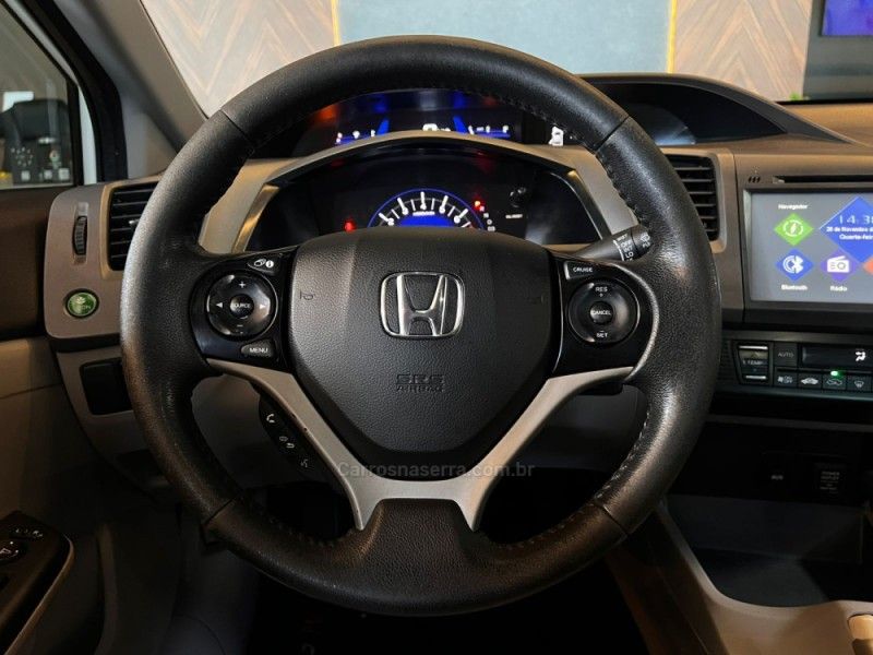 HONDA CIVIC 1.8 LXS 16V 2014/2014 AUTOGRIF MOTORS CAMPO BOM / Carros no Vale