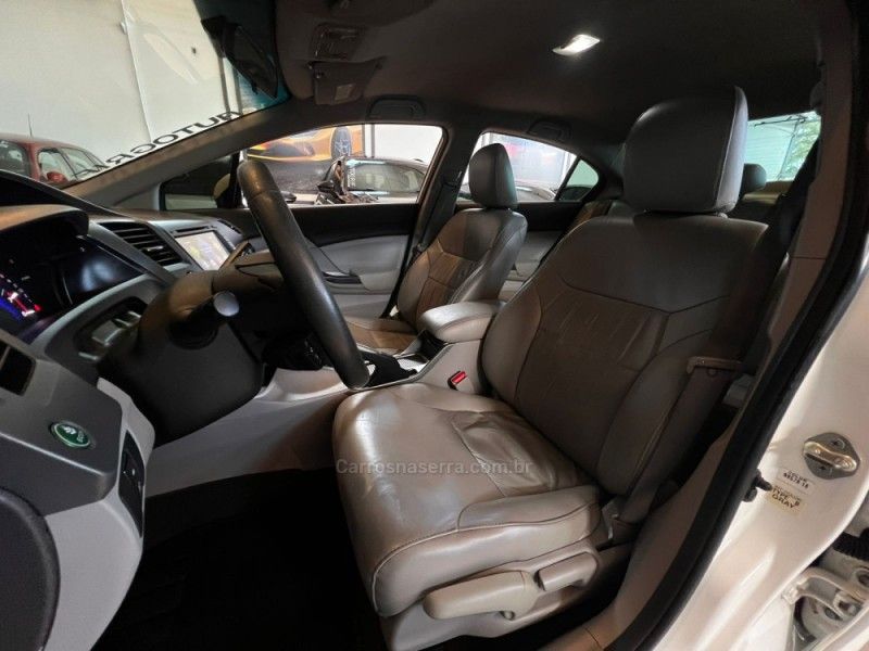 HONDA CIVIC 1.8 LXS 16V 2014/2014 AUTOGRIF MOTORS CAMPO BOM / Carros no Vale
