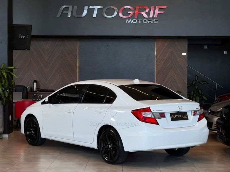 HONDA CIVIC 1.8 LXS 16V 2014/2014 AUTOGRIF MOTORS CAMPO BOM / Carros no Vale
