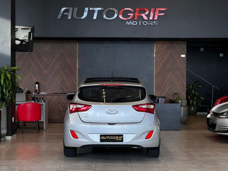 HYUNDAI I30 1.8 MPI 16V 2015/2016 AUTOGRIF MOTORS CAMPO BOM / Carros no Vale