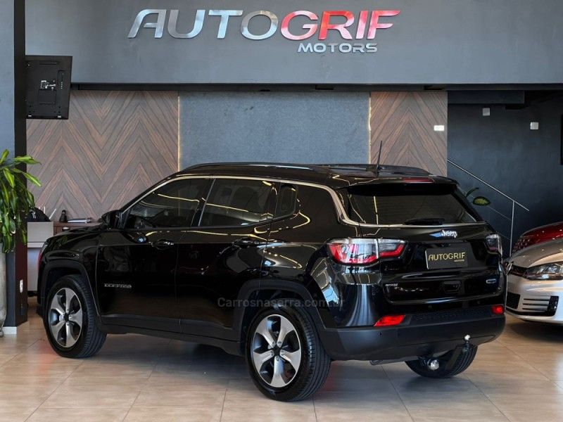 JEEP COMPASS 2.0 16V LONGITUDE 2017/2017 AUTOGRIF MOTORS CAMPO BOM / Carros no Vale