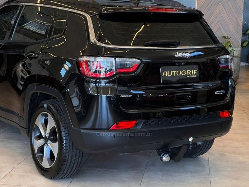 JEEP COMPASS 2.0 16V LONGITUDE 2017/2017 AUTOGRIF MOTORS CAMPO BOM / Carros no Vale
