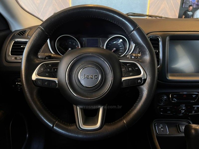 JEEP COMPASS 2.0 16V LONGITUDE 2017/2017 AUTOGRIF MOTORS CAMPO BOM / Carros no Vale