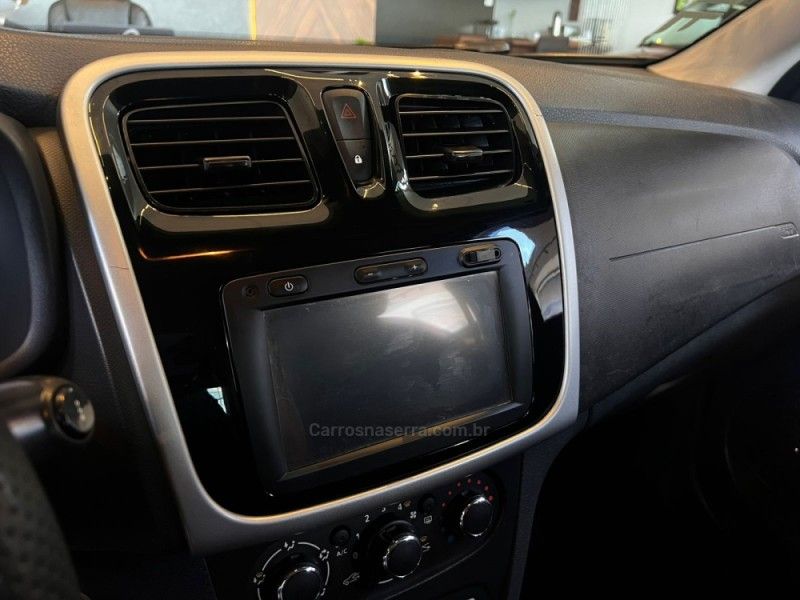 RENAULT SANDERO 1.6 EXPRESSION 16V 2016/2017 AUTOGRIF MOTORS CAMPO BOM / Carros no Vale RENAULT SANDERO 1.6 EXPRESSION 16V 2016/2017 AUTOGRIF MOTORS CAMPO BOM / Carros no Vale