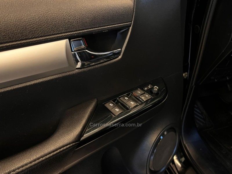 TOYOTA HILUX 2.8 SRX PLUS 4X4 CD TURBO 2021/2021 AUTOGRIF MOTORS CAMPO BOM / Carros no Vale