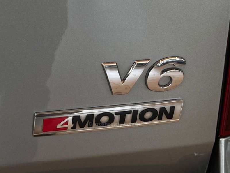 VOLKSWAGEN AMAROK 3.0 V6 TDI HIGHLINE CD 4MOTION 2022/2022 AUTOGRIF MOTORS CAMPO BOM / Carros no Vale