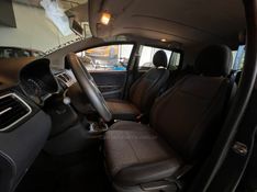 VOLKSWAGEN FOX 1.6 MI 8V 2013/2013 AUTOGRIF MOTORS CAMPO BOM / Carros no Vale