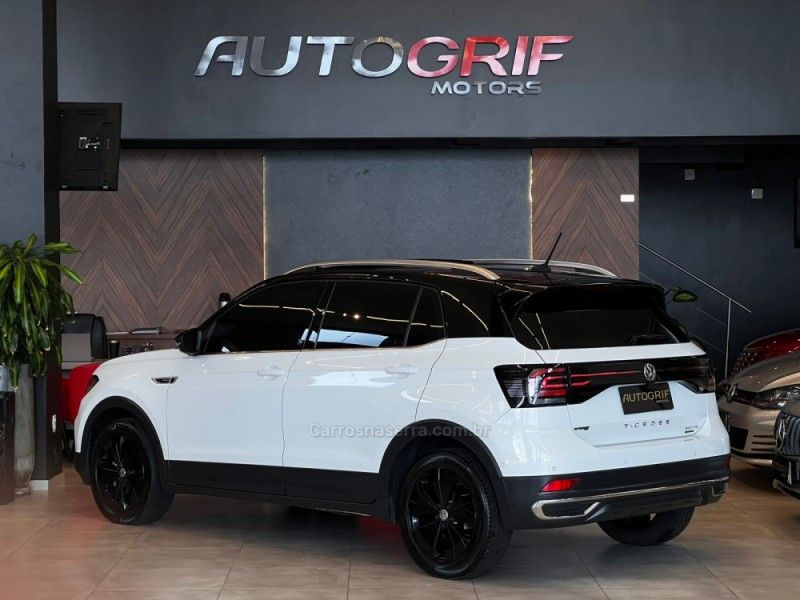 VOLKSWAGEN T-CROSS 1.4 HIGHLINE TSI 16V 2020/2020 AUTOGRIF MOTORS CAMPO BOM / Carros no Vale VOLKSWAGEN T-CROSS 1.4 HIGHLINE TSI 16V 2020/2020 AUTOGRIF MOTORS CAMPO BOM / Carros no Vale