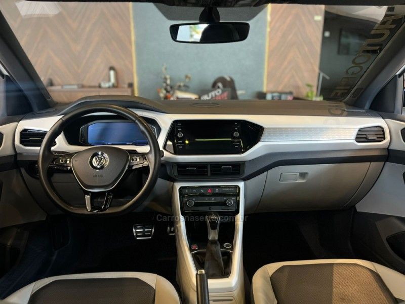 VOLKSWAGEN T-CROSS 1.4 HIGHLINE TSI 16V 2020/2020 AUTOGRIF MOTORS CAMPO BOM / Carros no Vale VOLKSWAGEN T-CROSS 1.4 HIGHLINE TSI 16V 2020/2020 AUTOGRIF MOTORS CAMPO BOM / Carros no Vale