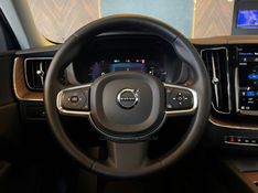 VOLVO XC60 2.0 T8 RECHARGE PLUS AWD HIBRIDO 2022/2023 AUTOGRIF MOTORS CAMPO BOM / Carros no Vale