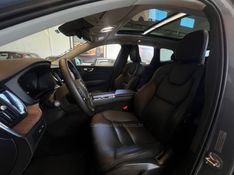 VOLVO XC60 2.0 T8 RECHARGE PLUS AWD HIBRIDO 2022/2023 AUTOGRIF MOTORS CAMPO BOM / Carros no Vale