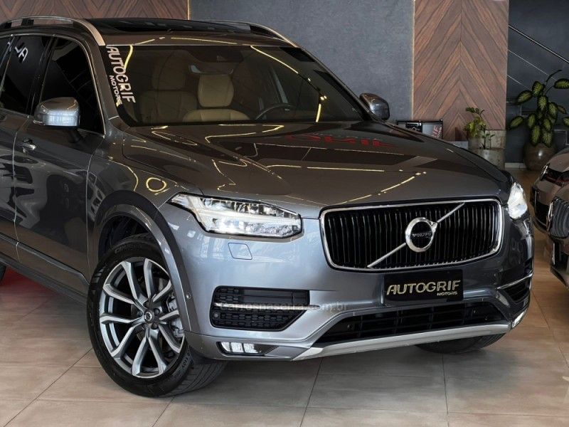 VOLVO XC90 2.0 MOMENTUM TURBO 4X4 2019/2019 AUTOGRIF MOTORS CAMPO BOM / Carros no Vale