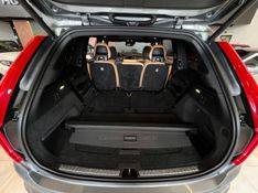 VOLVO XC90 2.0 MOMENTUM TURBO 4X4 2019/2019 AUTOGRIF MOTORS CAMPO BOM / Carros no Vale