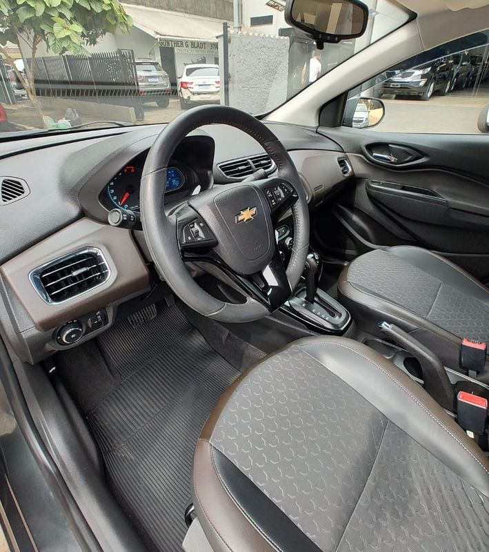 CHEVROLET PRISMA Sed LTZ 1.4 8V FlexPower 2016/2017 RENNER AUTOMÓVEIS LAJEADO / Carros no Vale CHEVROLET PRISMA Sed LTZ 1.4 8V FlexPower 2016/2017 RENNER AUTOMÓVEIS LAJEADO / Carros no Vale