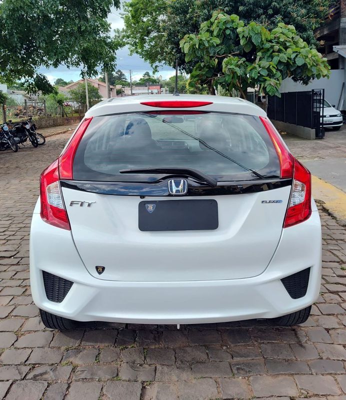 Honda Fit EX/S 1.5 /one 16V 2015/2015 RENNER AUTOMÓVEIS LAJEADO / Carros no Vale Honda Fit EX/S 1.5 /one 16V 2015/2015 RENNER AUTOMÓVEIS LAJEADO / Carros no Vale