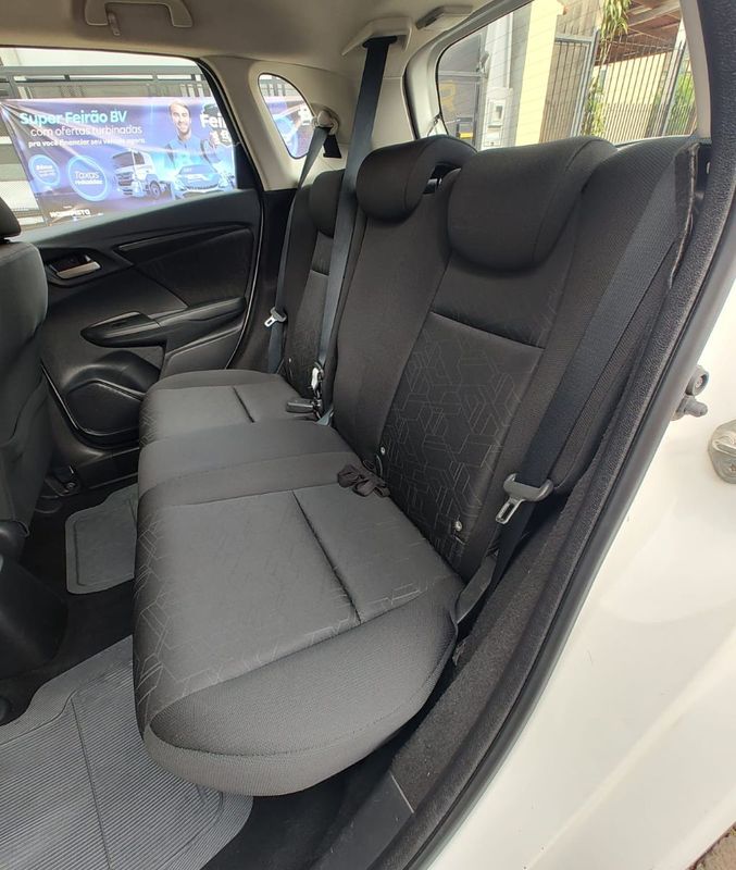 Honda Fit EX/S 1.5 /one 16V 2015/2015 RENNER AUTOMÓVEIS LAJEADO / Carros no Vale Honda Fit EX/S 1.5 /one 16V 2015/2015 RENNER AUTOMÓVEIS LAJEADO / Carros no Vale