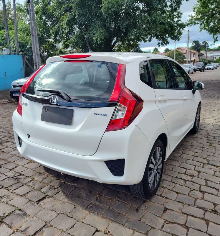 Honda Fit EX/S 1.5 /one 16V 2015/2015 RENNER AUTOMÓVEIS LAJEADO / Carros no Vale Honda Fit EX/S 1.5 /one 16V 2015/2015 RENNER AUTOMÓVEIS LAJEADO / Carros no Vale