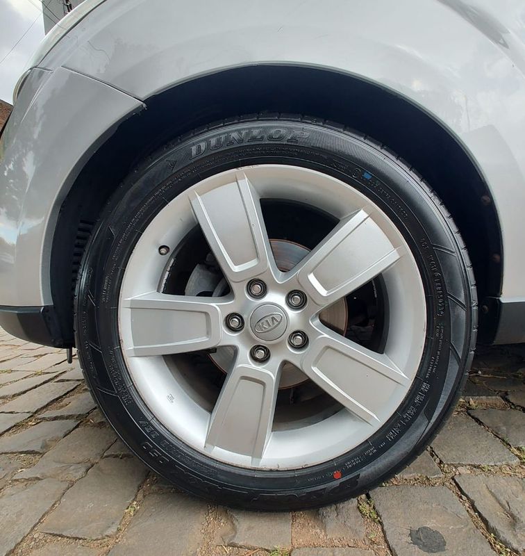 KIA SOUL 1.6/ 16V Mec. 2010/2011 RENNER AUTOMÓVEIS LAJEADO / Carros no Vale KIA SOUL 1.6/ 16V Mec. 2010/2011 RENNER AUTOMÓVEIS LAJEADO / Carros no Vale