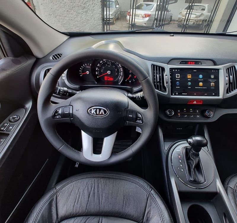 KIA Sportage LX 2.0 16V/ 16V 2011/2011 RENNER AUTOMÓVEIS LAJEADO / Carros no Vale