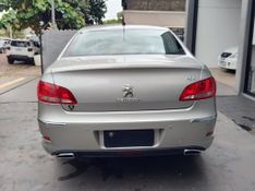 Peugeot 408 Sedan Allure 2.0 16V 2011/2012 RENNER AUTOMÓVEIS LAJEADO / Carros no Vale