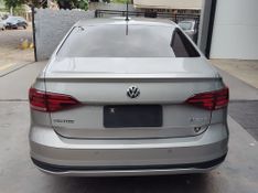 VOLKSWAGEN VIRTUS Comfort 200 TSI 1.0 12V 2020/2020 RENNER AUTOMÓVEIS LAJEADO / Carros no Vale