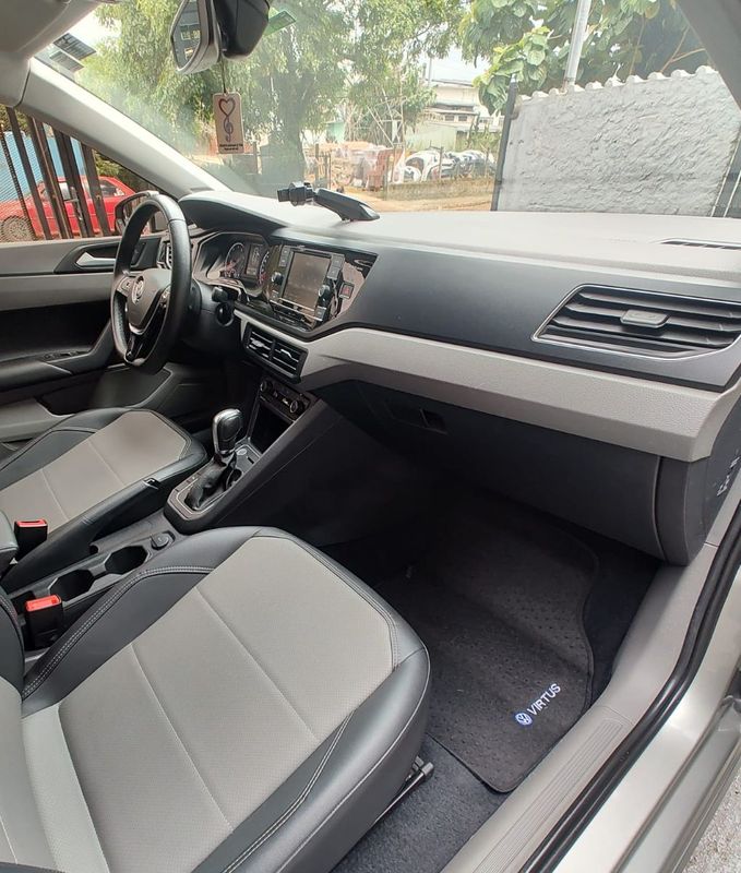 VOLKSWAGEN VIRTUS Comfort 200 TSI 1.0 12V 2020/2020 RENNER AUTOMÓVEIS LAJEADO / Carros no Vale