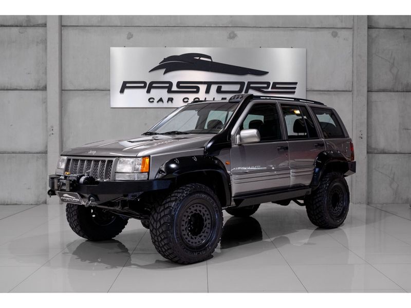 JEEP GRAND CHEROKEE 5.9 LIMITED LX 4X4 V8 16V 1998/1998 PASTORE CAR COLLECTION BENTO GONÇALVES / Carros no Vale JEEP GRAND CHEROKEE 5.9 LIMITED LX 4X4 V8 16V 1998/1998 PASTORE CAR COLLECTION BENTO GONÇALVES / Carros no Vale