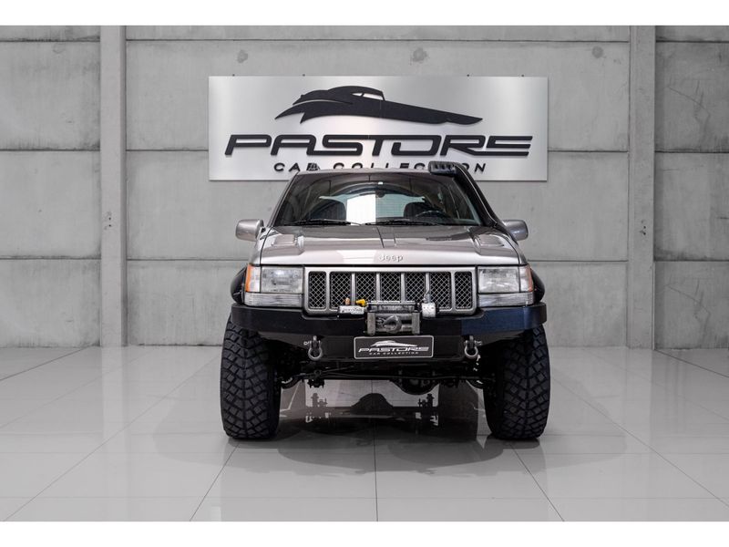 JEEP GRAND CHEROKEE 5.9 LIMITED LX 4X4 V8 16V 1998/1998 PASTORE CAR COLLECTION BENTO GONÇALVES / Carros no Vale JEEP GRAND CHEROKEE 5.9 LIMITED LX 4X4 V8 16V 1998/1998 PASTORE CAR COLLECTION BENTO GONÇALVES / Carros no Vale
