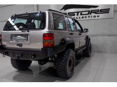 JEEP GRAND CHEROKEE 5.9 LIMITED LX 4X4 V8 16V 1998/1998 PASTORE CAR COLLECTION BENTO GONÇALVES / Carros no Vale