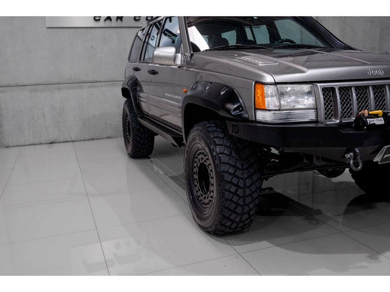JEEP GRAND CHEROKEE 5.9 LIMITED LX 4X4 V8 16V 1998/1998 PASTORE CAR COLLECTION BENTO GONÇALVES / Carros no Vale JEEP GRAND CHEROKEE 5.9 LIMITED LX 4X4 V8 16V 1998/1998 PASTORE CAR COLLECTION BENTO GONÇALVES / Carros no Vale