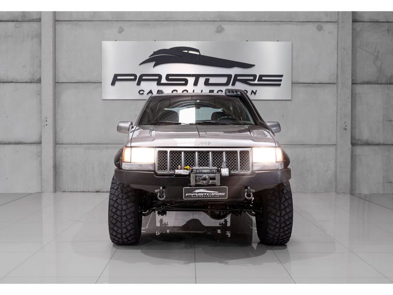 JEEP GRAND CHEROKEE 5.9 LIMITED LX 4X4 V8 16V 1998/1998 PASTORE CAR COLLECTION BENTO GONÇALVES / Carros no Vale JEEP GRAND CHEROKEE 5.9 LIMITED LX 4X4 V8 16V 1998/1998 PASTORE CAR COLLECTION BENTO GONÇALVES / Carros no Vale