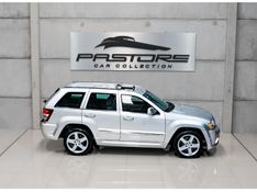 JEEP GRAND CHEROKEE 6.1 SRT HEMI 4X4 V8 16V 2006/2006 PASTORE CAR COLLECTION BENTO GONÇALVES / Carros no Vale