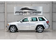 JEEP GRAND CHEROKEE 6.1 SRT HEMI 4X4 V8 16V 2006/2006 PASTORE CAR COLLECTION BENTO GONÇALVES / Carros no Vale