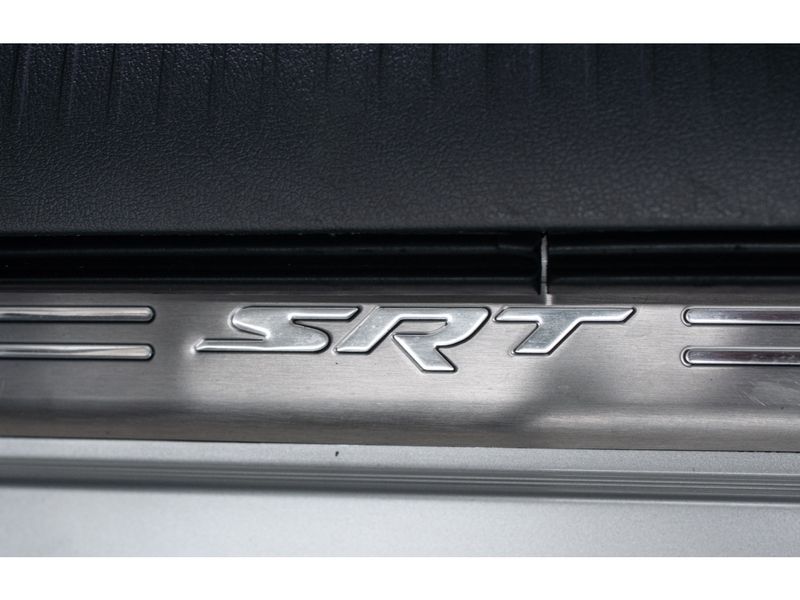 JEEP GRAND CHEROKEE 6.1 SRT HEMI 4X4 V8 16V 2006/2006 PASTORE CAR COLLECTION BENTO GONÇALVES / Carros no Vale JEEP GRAND CHEROKEE 6.1 SRT HEMI 4X4 V8 16V 2006/2006 PASTORE CAR COLLECTION BENTO GONÇALVES / Carros no Vale