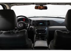 JEEP GRAND CHEROKEE 6.1 SRT HEMI 4X4 V8 16V 2006/2006 PASTORE CAR COLLECTION BENTO GONÇALVES / Carros no Vale