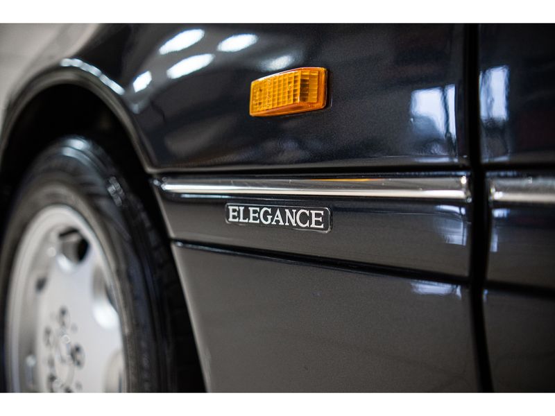 MERCEDES-BENZ C 280 2.8 CLASSIC V6 1994/1995 PASTORE CAR COLLECTION BENTO GONÇALVES / Carros no Vale