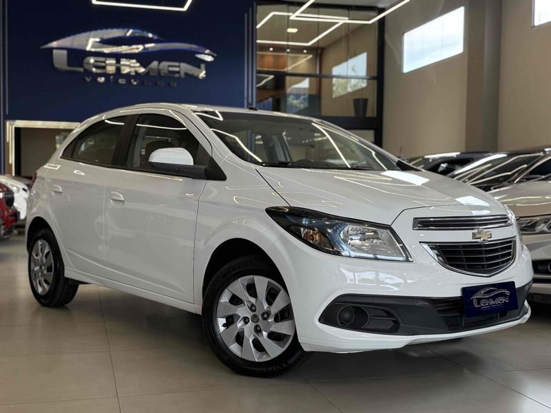 CHEVROLET ONIX 1.4 MPFI LT 8V 2015/2016 LEHMEN VEÍCULOS VENÂNCIO AIRES / Carros no Vale CHEVROLET ONIX 1.4 MPFI LT 8V 2015/2016 LEHMEN VEÍCULOS VENÂNCIO AIRES / Carros no Vale