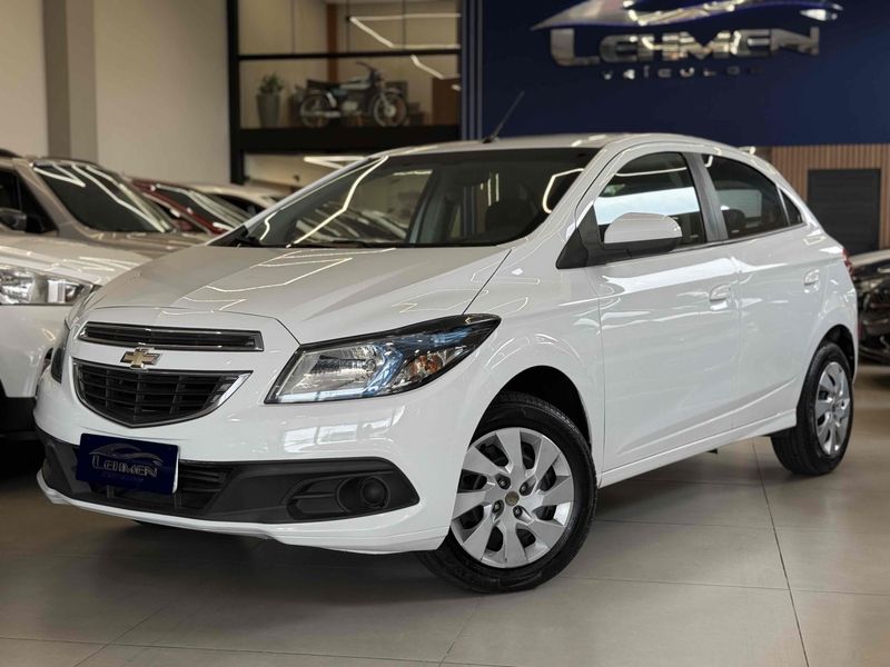 CHEVROLET ONIX 1.4 MPFI LT 8V 2015/2016 LEHMEN VEÍCULOS VENÂNCIO AIRES / Carros no Vale CHEVROLET ONIX 1.4 MPFI LT 8V 2015/2016 LEHMEN VEÍCULOS VENÂNCIO AIRES / Carros no Vale